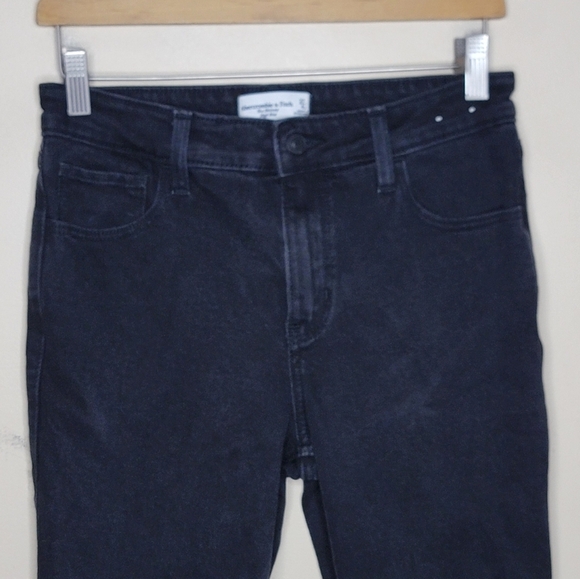 Abercrombie and Fitch | The Skinny High Rise Black Denim Jeans Size 27 4R - Picture 3 of 4